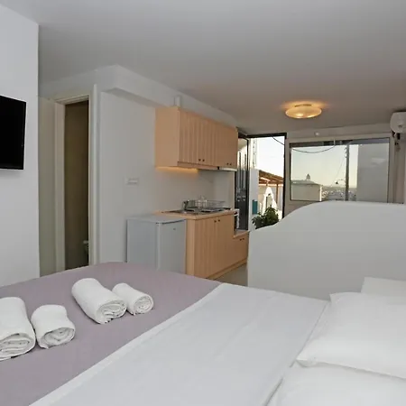 Pulse Apartment Mykonos Town